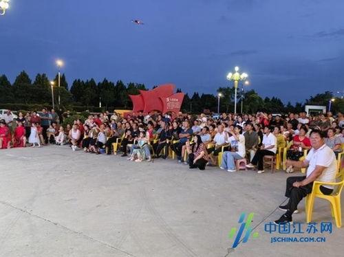 八滩网红,揭秘网络红人的崛起之路