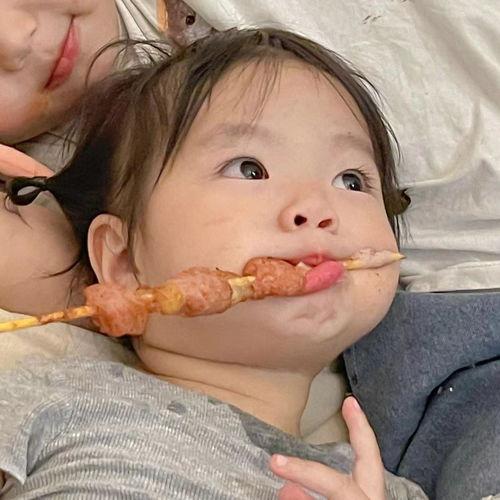 头条有名的小女孩头像,她是如何成为网络红人的？