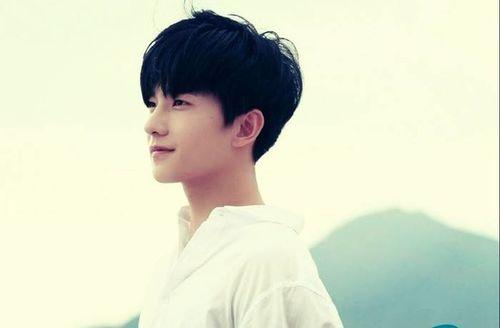 杨洋学生爆料视频大全,揭秘明星校园生活点滴